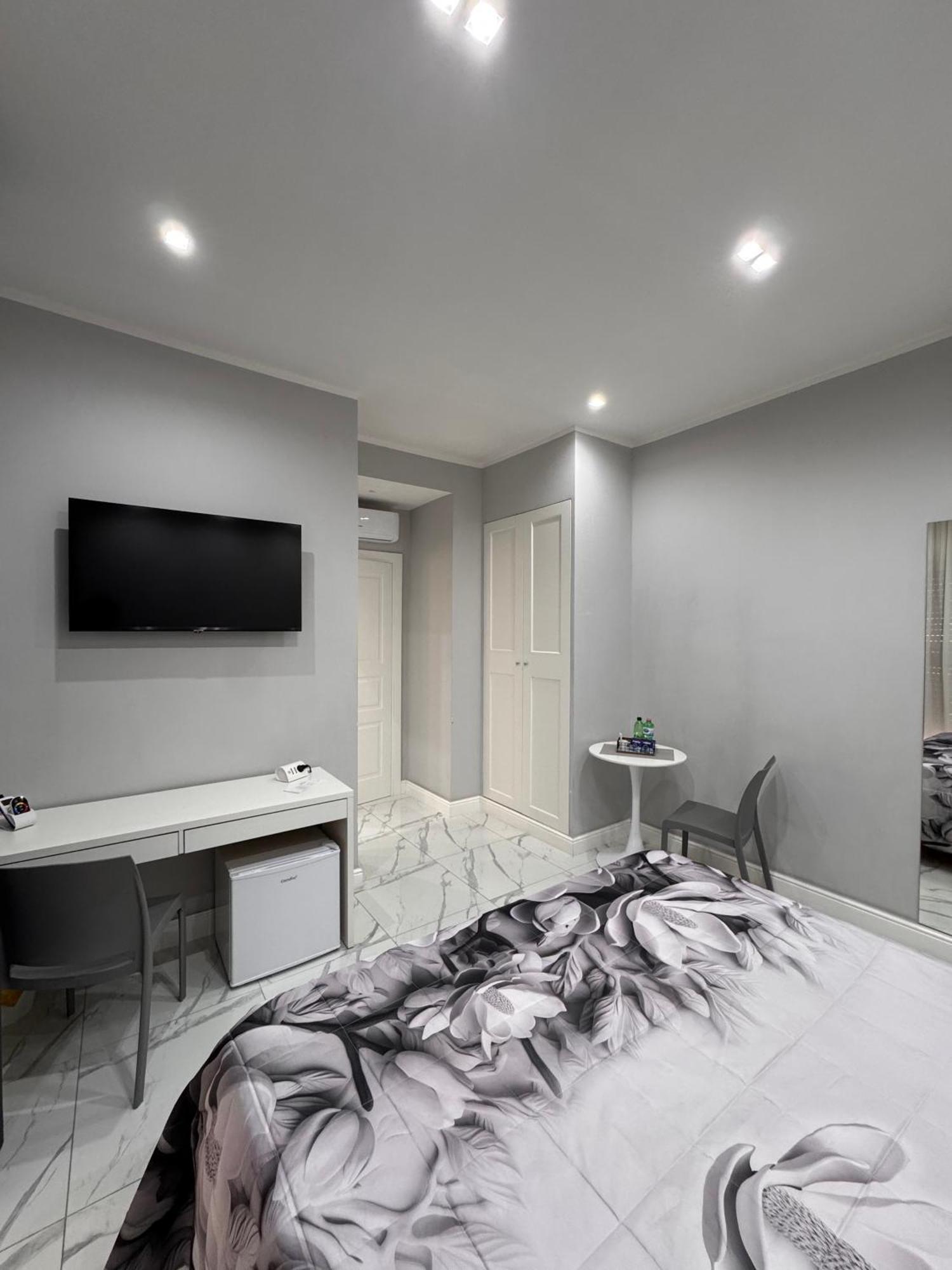 Lady Mary'S Luxury Suites Neapel Exterior foto